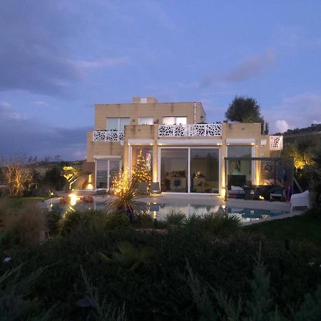 L-Imgarr Sunset Oasis 빌라 외부 사진