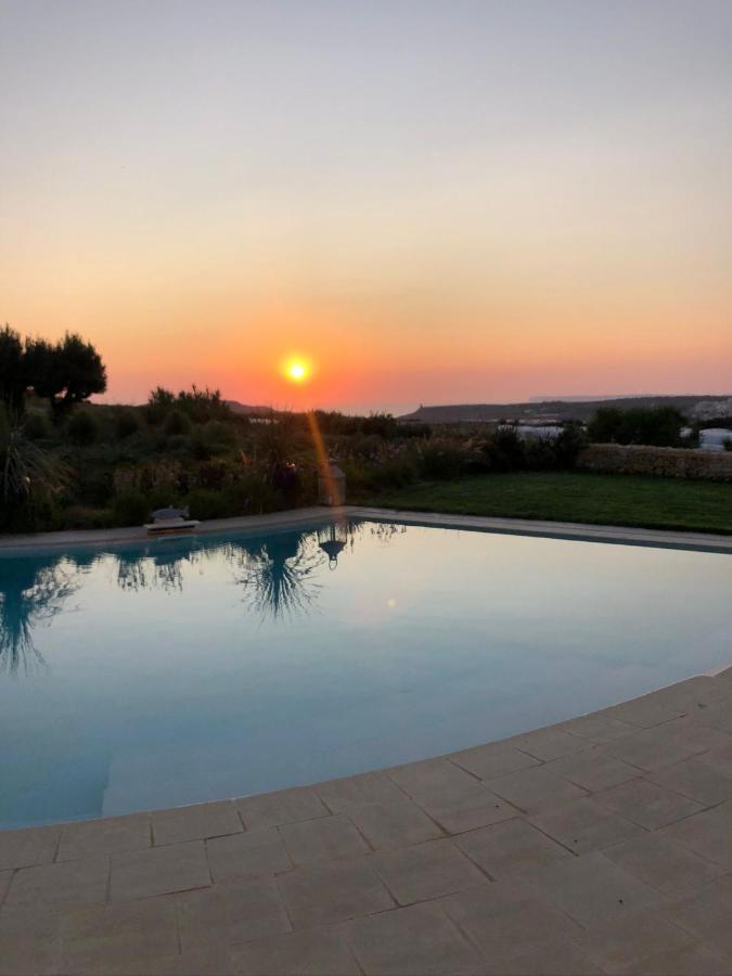 L-Imgarr Sunset Oasis 빌라 외부 사진