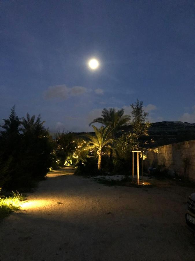 L-Imgarr Sunset Oasis 빌라 외부 사진
