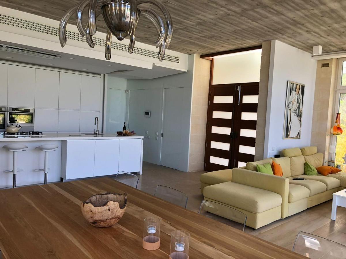 L-Imgarr Sunset Oasis 빌라 외부 사진